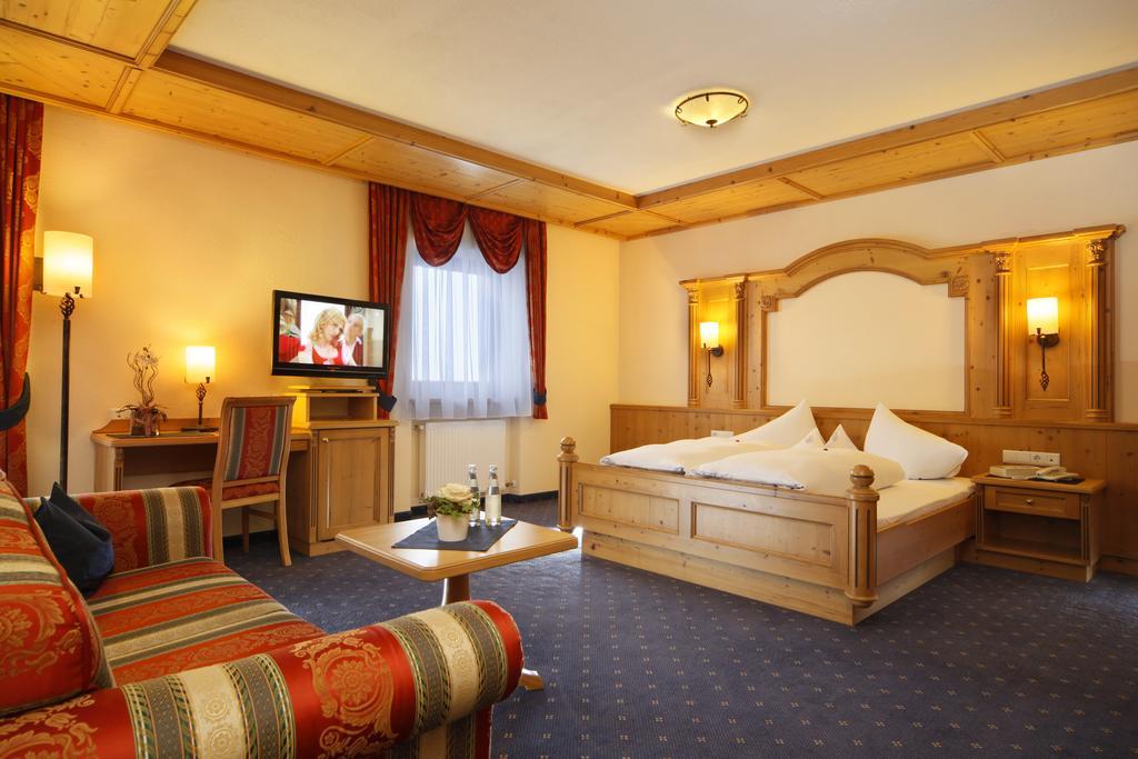 Hotel Plunhof Ridanna Buitenkant foto