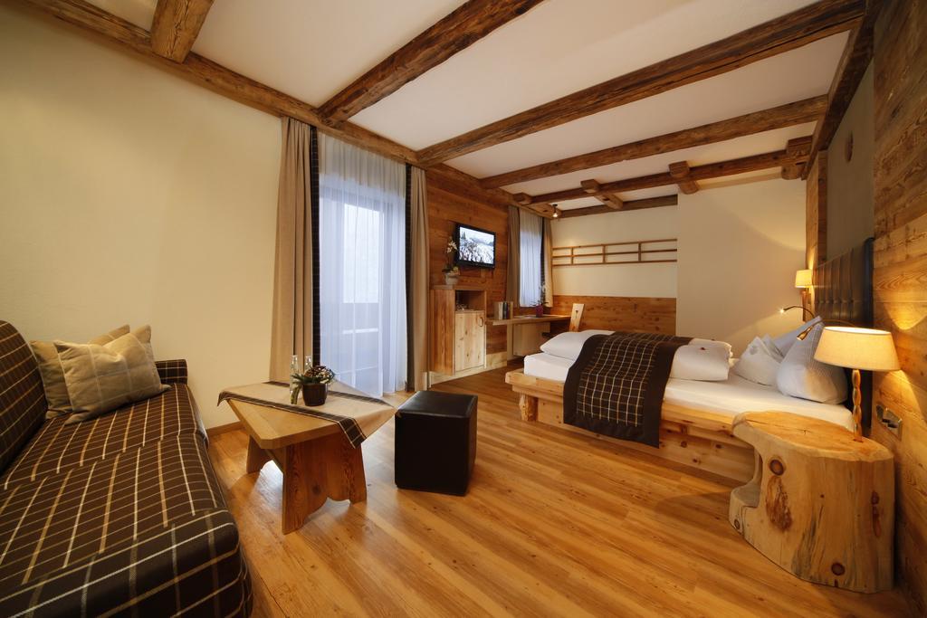 Hotel Plunhof Ridanna Buitenkant foto